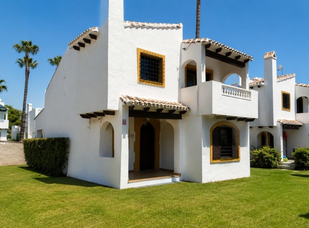 Villa - Återförsäljning - Orihuela - Los Dolses
