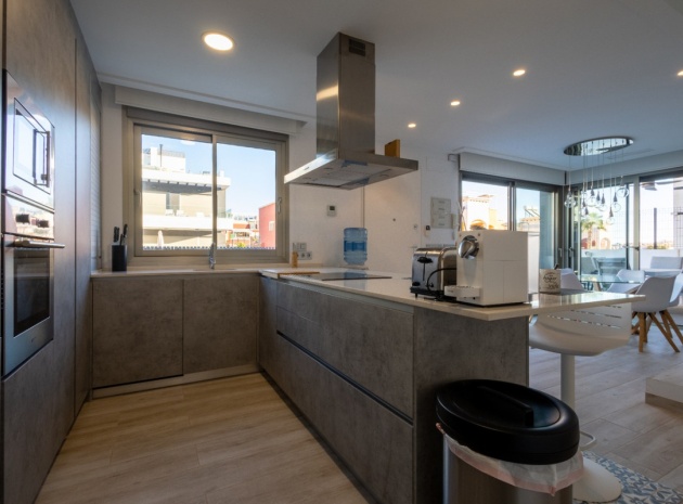 Villa - Återförsäljning - Orihuela - Orihuela Centro