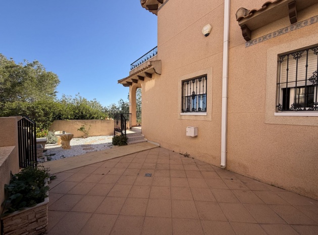 Villa - Återförsäljning - Orihuela - Orihuela Costa