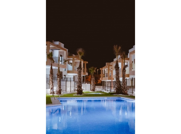 Villa - Återförsäljning - Orihuela - Orihuela Costa