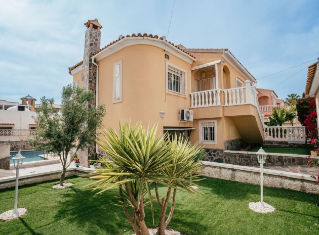 Villa - Återförsäljning - Orihuela - Villamartin