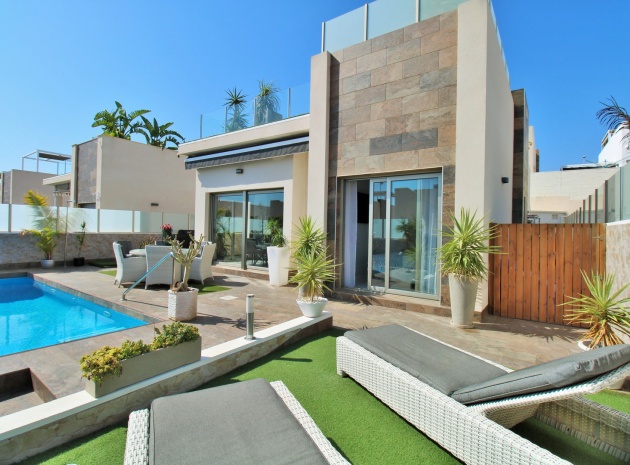 Villa - Återförsäljning - Pau 26 - Villamartin