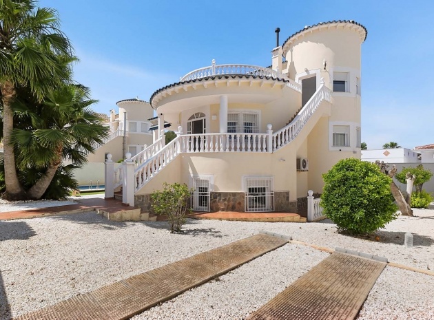 Villa - Återförsäljning - Pinar de Campoverde - ESMA-16262