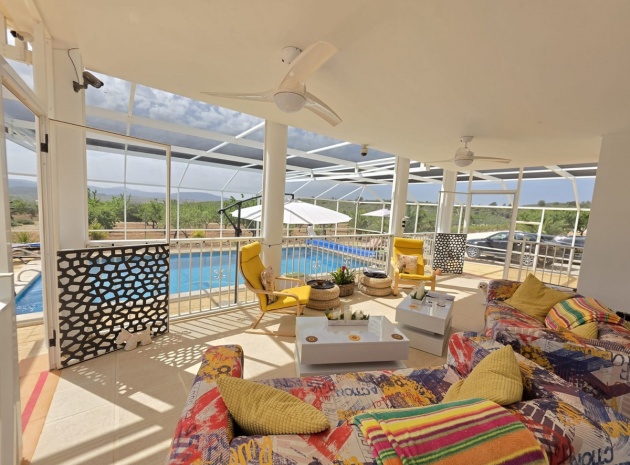 Villa - Återförsäljning - Pinoso - CSP-72110