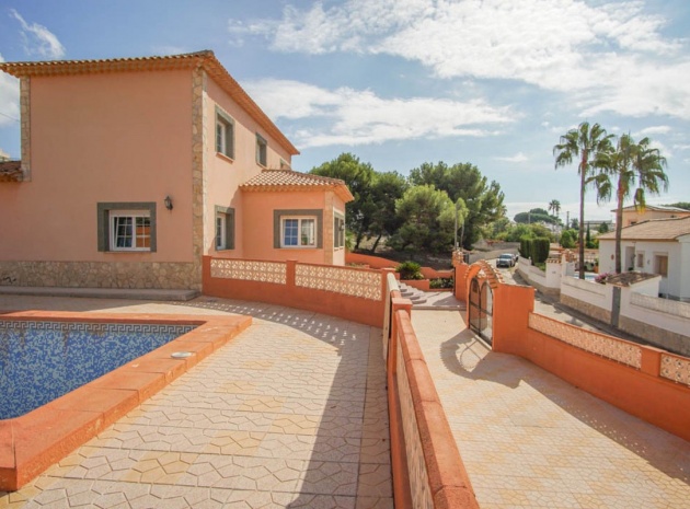 Villa - Återförsäljning - Pinoso - CSP-91690