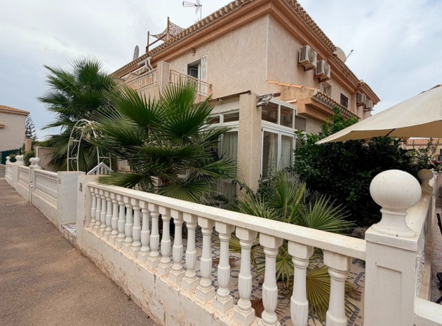 Villa - Återförsäljning - Playa Flamenca - El Cid