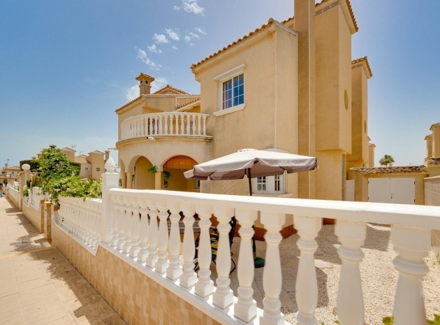 Villa - Återförsäljning - Playa Flamenca - zodiaco