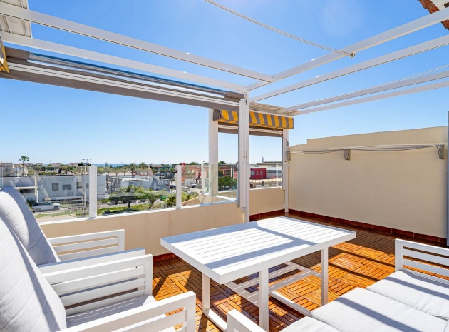 Villa - Återförsäljning - Punta Prima - la campana