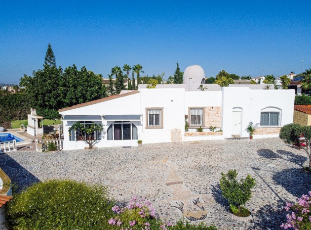 Villa - Återförsäljning - Rojales - Ciudad Quesada