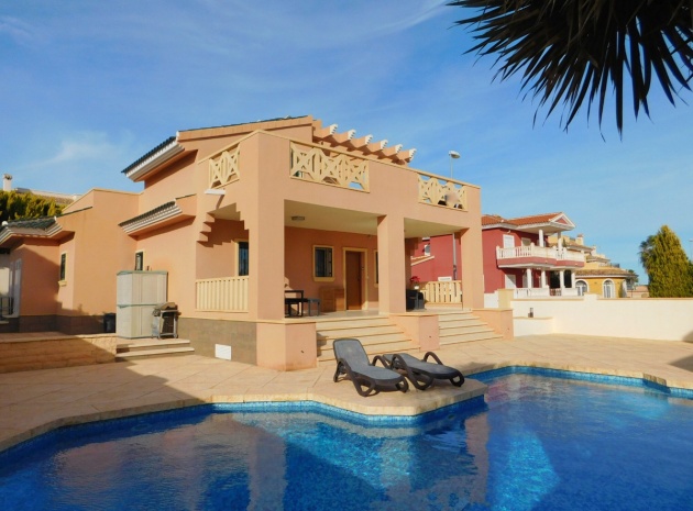 Villa - Återförsäljning - Rojales - Ciudad Quesada