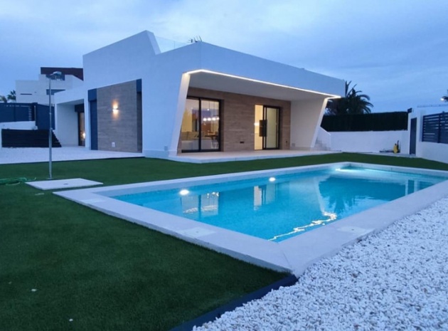 Villa - Återförsäljning - Rojales - Ciudad Quesada