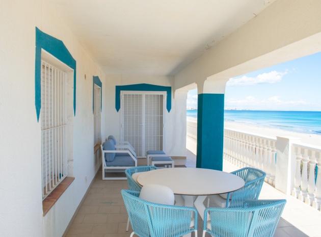 Villa - Återförsäljning - San Javier - La Manga Del Mar Menor