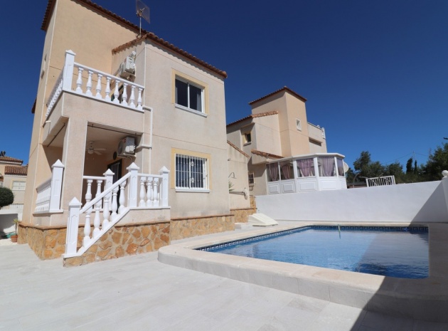 Villa - Återförsäljning - San Miguel de Salinas - CSP-67419