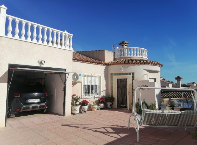 Villa - Återförsäljning - San Miguel de Salinas - Lake View Mansions