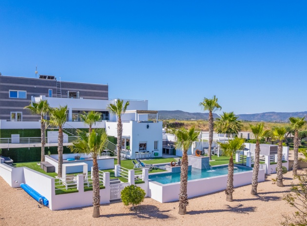 Villa - Återförsäljning - Torremendo - ESMA-78314