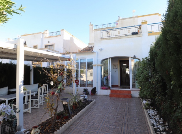 Villa - Återförsäljning - Torrevieja - Jardin Del Mar