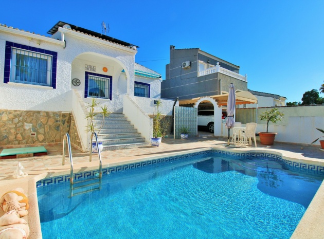 Villa - Återförsäljning - Torrevieja - la siesta