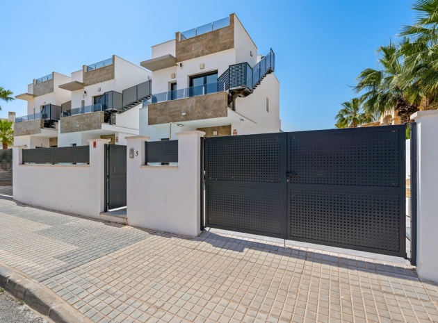 Villa - Återförsäljning - Torrevieja - Torrevieja Centro