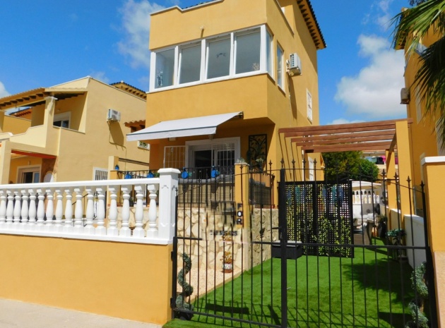 Villa - Återförsäljning - Villamartin - lomas del golf