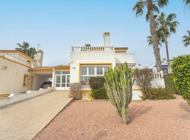 Villa - Återförsäljning - Villamartin - rioja