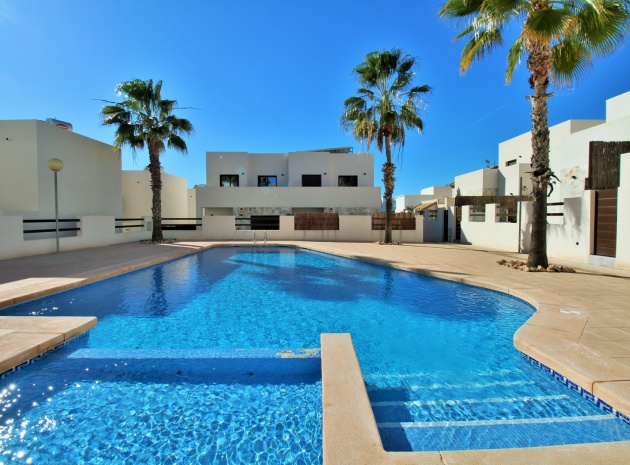 Villa - Återförsäljning - Villamartin - Villamartin
