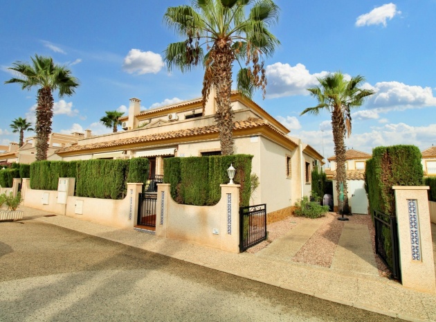 Villa - Återförsäljning - Villamartin - Villamartin