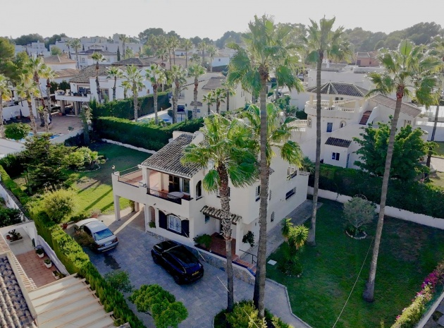 Villa - Återförsäljning - Villamartin - Villamartin