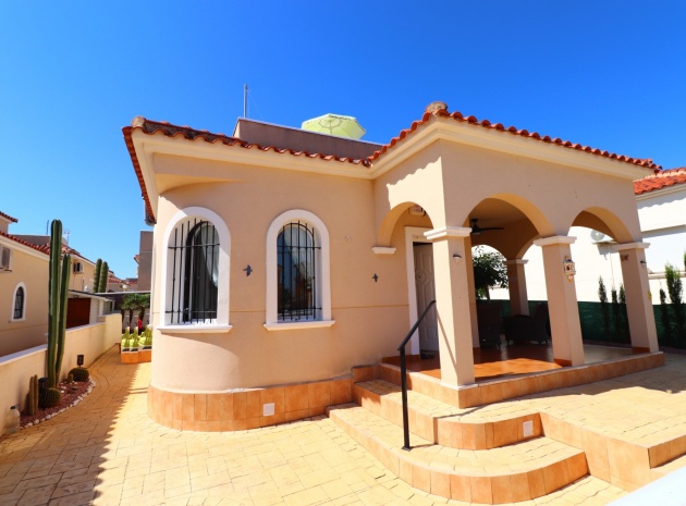 Villa - Resale - Algorfa - ESVIN-95457