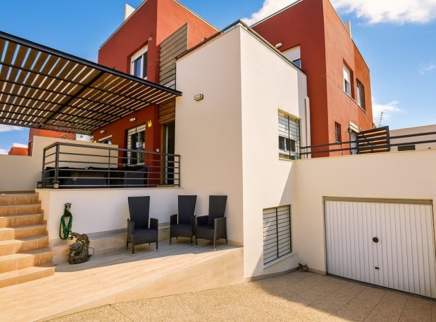 Villa - Resale - Algorfa - La Finca Golf Resort