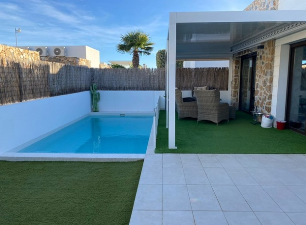 Villa - Resale - Cabo Roig - Lomas de Cabo Roig