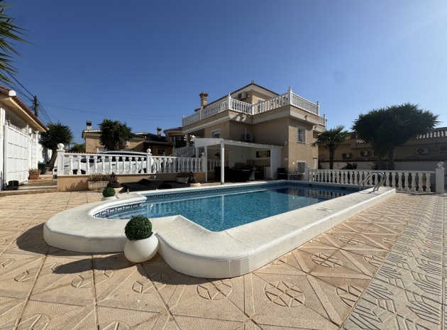 Villa - Resale - Ciudad Quesada - ESMA-20654