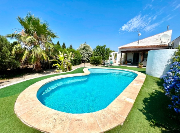 Villa - Resale - Daya Nueva - Daya Nueva Centro