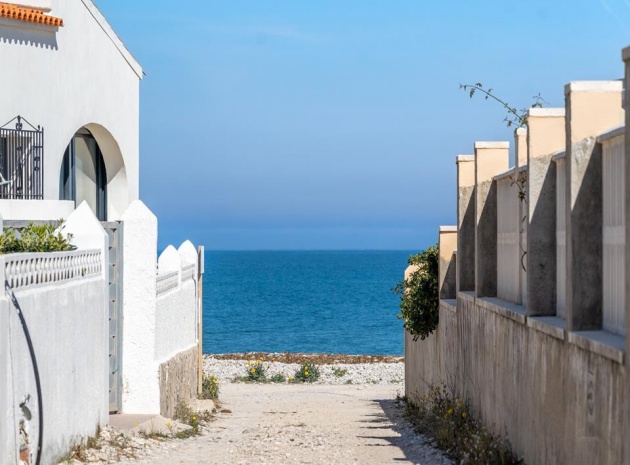 Villa - Resale - Denia - Denia Centro