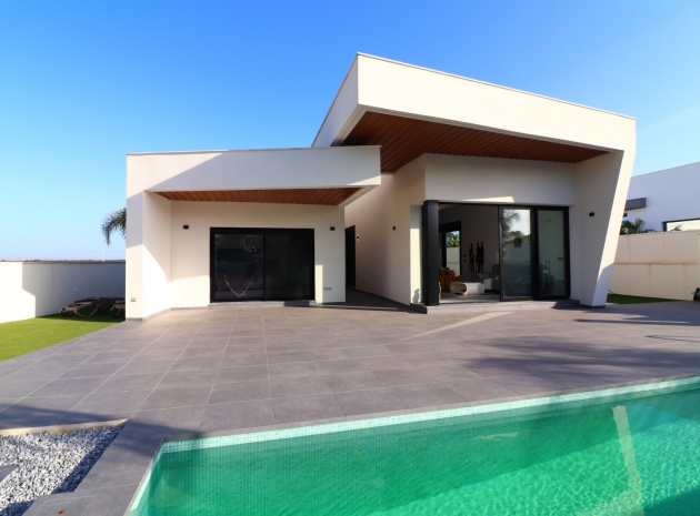 Villa - Resale - Formentera del Segura - ESMA-28664