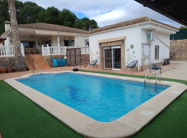 Villa - Resale - Fortuna - El Reloj