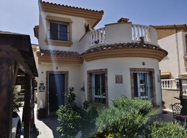 Villa - Resale - Guardamar del Segura - El Raso