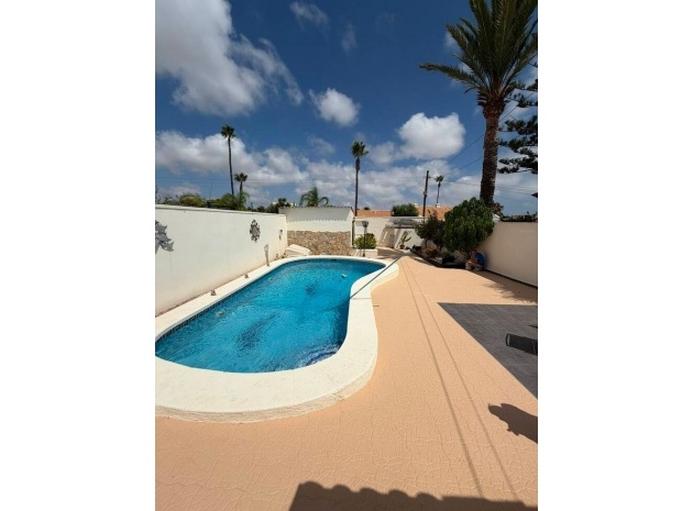 Villa - Resale - Orihuela - Lomas de Don Juan