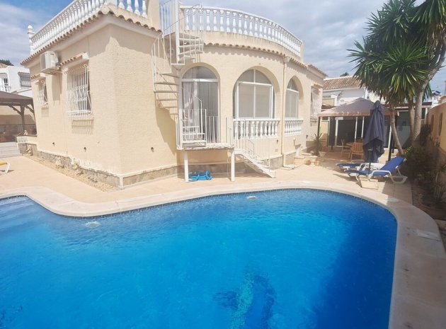 Villa - Resale - Orihuela - Villamartin