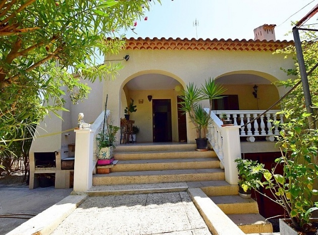 Villa - Resale - Orihuela - Villamartin