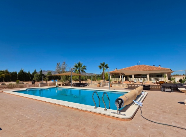 Villa - Resale - Pinoso - Pinoso Centro