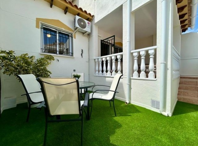 Villa - Resale - Punta Prima - ESMA-90802