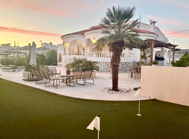 Villa - Resale - Torrevieja - san luis