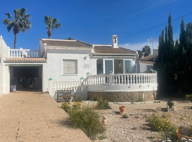 Villa - Resale - Torrevieja - Torrevieja Centro