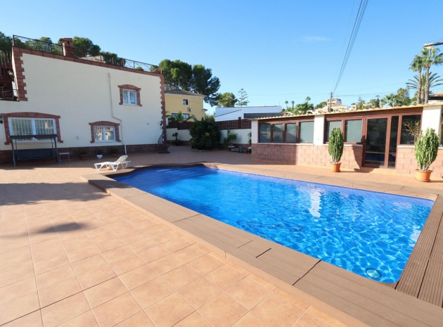 Villa - Resale - Torrevieja - Torrevieja Centro