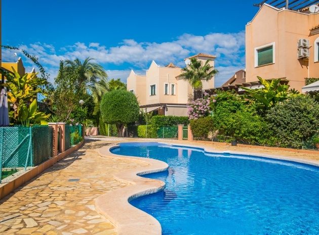 Villa - Resale - Torrevieja - Torrevieja Centro
