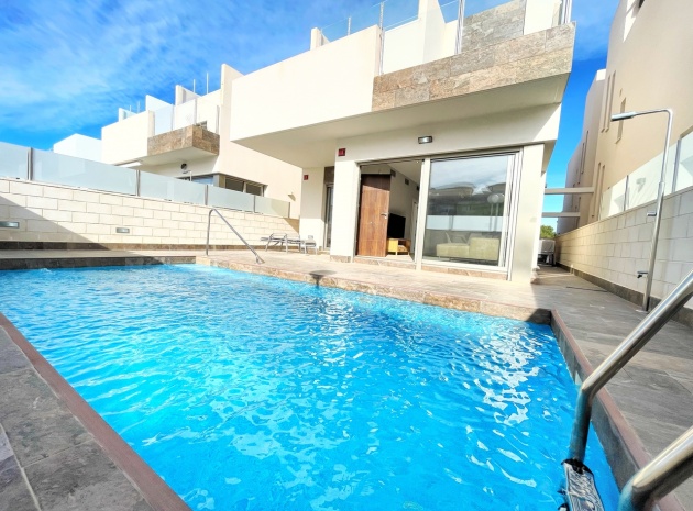 Villa - Resale - Villamartin - ESMA-46260