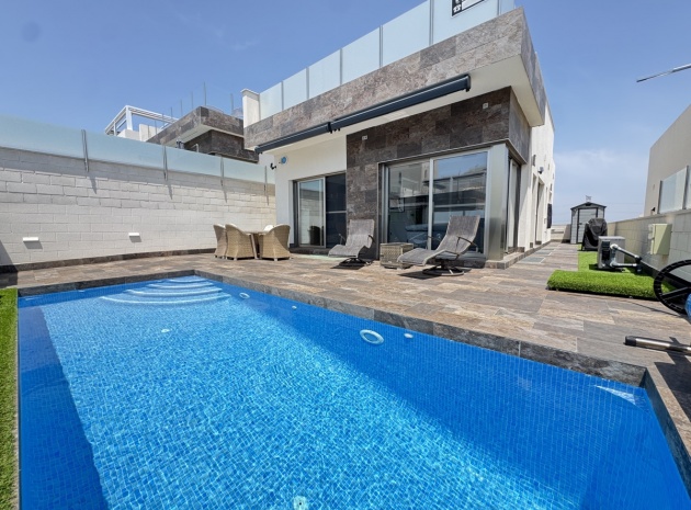 Villa - Resale - Villamartin - ESMA-84816