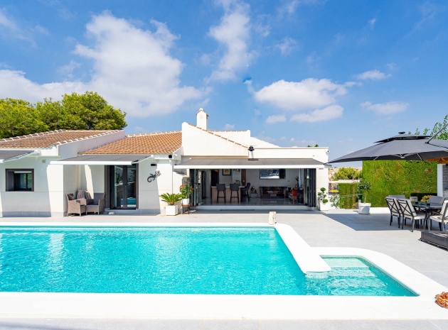Villa - Resale - Villamartin - las filipinas