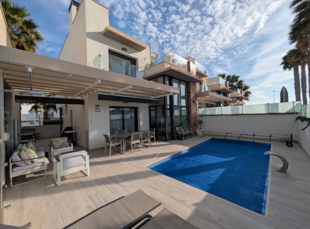 Villa - Revente - Cabo Roig - ESMA-22725