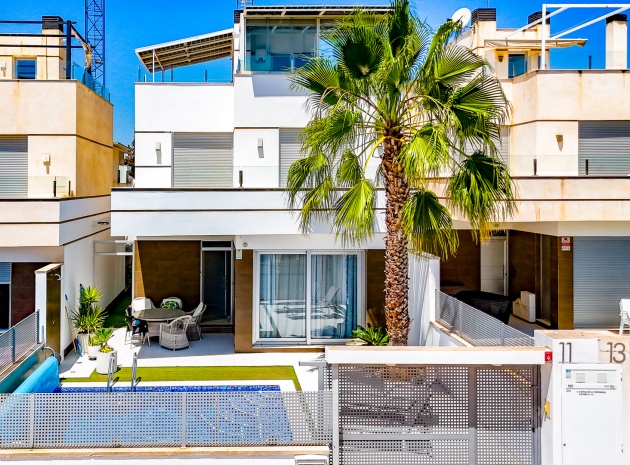 Villa - Revente - Cabo Roig - ESMA-46139